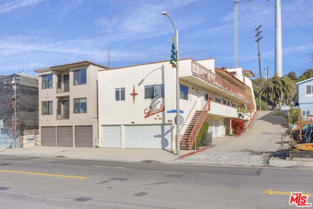 3814 Highland Avenue, Manhattan Beach, California 90266, ,Multi-Family,For Sale,Highland,25486577