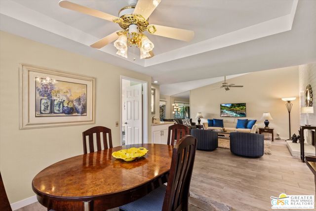 34 Camino Arroyo Place, Palm Desert CA: https://media.crmls.org/mediaz/ba618ec3-6365-4748-b3f9-b19053f22684.jpg