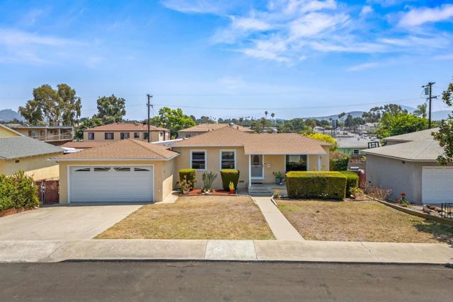 3015 Olive St., Lemon Grove CA: https://media.crmls.org/mediaz/ba619dd2-4365-4090-acb3-5a9f5939deb7.jpg