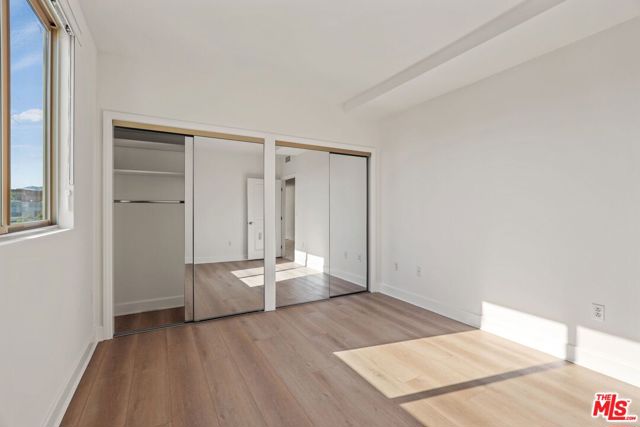 1331 Amherst Avenue, Los Angeles CA: https://media.crmls.org/mediaz/ba627d57-9723-436e-9252-4d8eb92b1a83.jpg