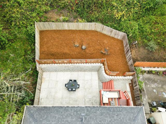 1527 Terra Nova Boulevard, Pacifica CA: https://media.crmls.org/mediaz/ba63114b-3112-4225-a9ea-60640a6a5a81.jpg