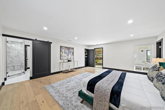 11388 Lorena Ln, El Cajon CA: https://media.crmls.org/mediaz/ba633f93-6c06-47e1-8a3e-d71a94d8f566.jpg