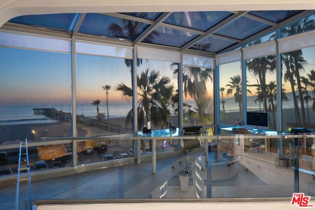  Commercial for Sale in Los Angeles, California