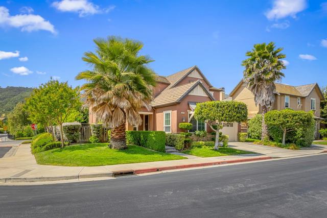 5871 Masoni Place, Gilroy CA: https://media.crmls.org/mediaz/ba63741a-d87d-4c8e-9941-139086593e6b.jpg