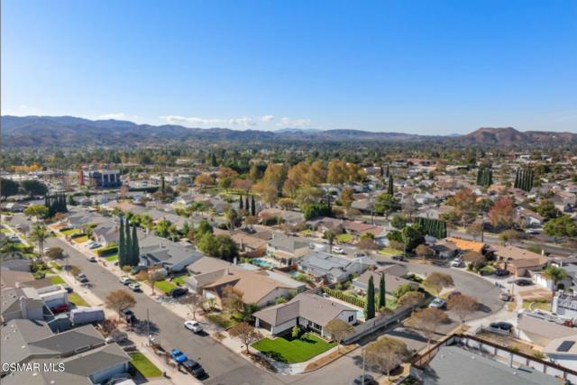 2091 Marter Avenue, Simi Valley CA: https://media.crmls.org/mediaz/ba64a574-2928-469c-bab0-0e0933c7e6e0.jpg