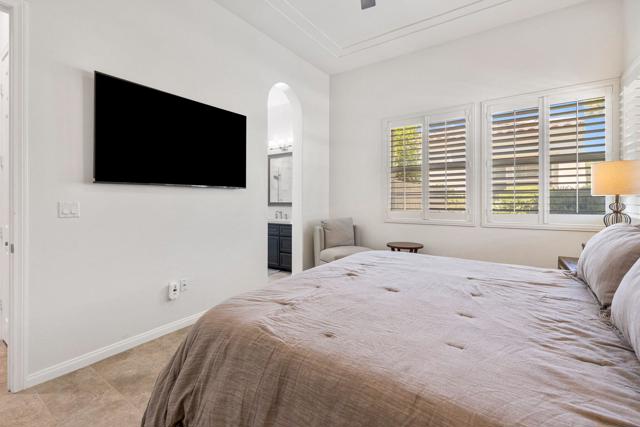 80813 Calle Azul, La Quinta CA: https://media.crmls.org/mediaz/ba6507cc-88d6-428e-9676-7972c22f6bf3.jpg