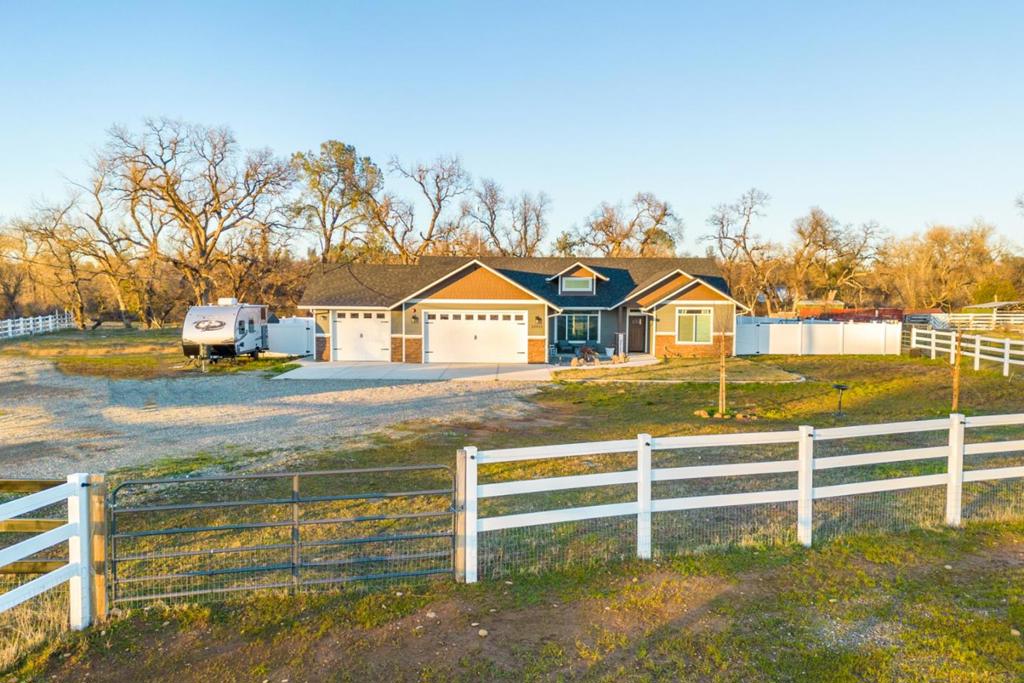 23932 State Highway 44