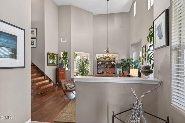 Detail Gallery Image 8 of 70 For 1907 Tanager St, Ventura,  CA 93003 - 4 Beds | 3 Baths