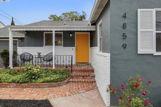 4859 Seaview Ave, Castro Valley CA: https://media.crmls.org/mediaz/ba65b943-7971-4130-a2e2-e106265bf89a.jpg