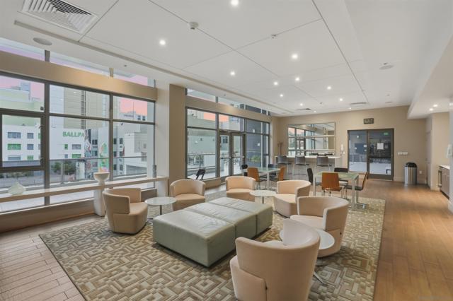 575 6th Ave, San Diego CA: https://media.crmls.org/mediaz/ba66c295-7639-4839-a700-709255645669.jpg