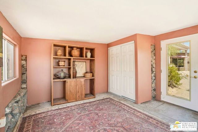 22950 Henry Road, Desert Hot Springs CA: https://media.crmls.org/mediaz/ba674b48-9c8a-4117-9c57-3e02c32e2976.jpg