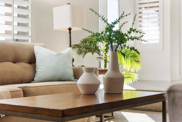 Detail Gallery Image 14 of 57 For 2717 Alexander Dr, Escondido,  CA 92029 - 4 Beds | 2/1 Baths