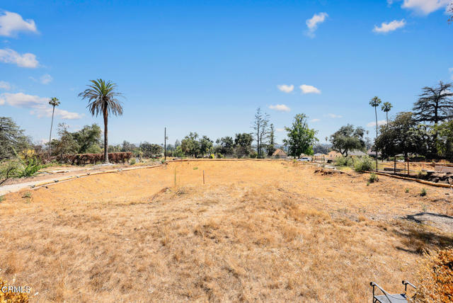 1145 E Altadena Drive, Altadena CA: https://media.crmls.org/mediaz/ba699291-651b-491b-ae7c-0370efd8e1f4.jpg