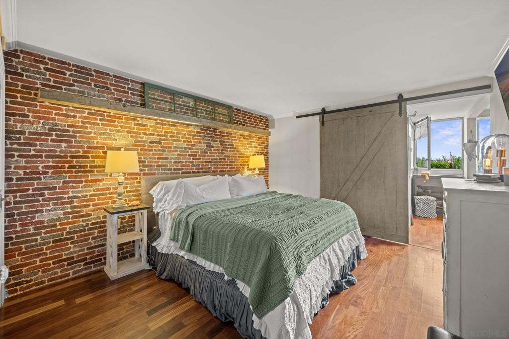 MLS #250034740SD img 18