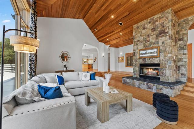 229 Payne Road, San Juan Bautista CA: https://media.crmls.org/mediaz/ba6acef8-1669-4441-b425-7441c6d8e678.jpg