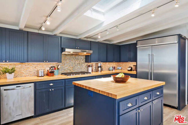 Drew Fenton | 23356 aka107 Malibu Colony Road Malibu CA | MLS: 7197297