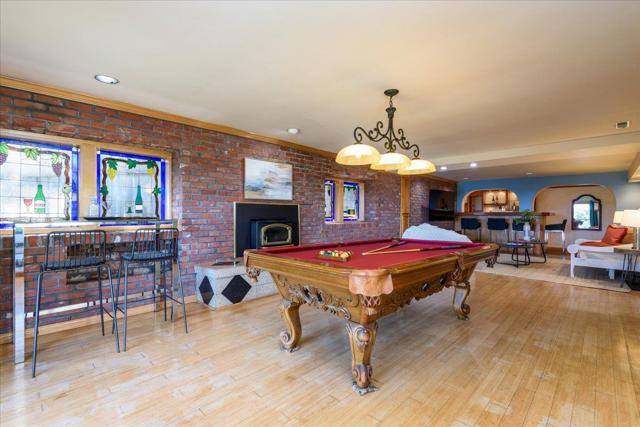 1720 Hillman Avenue, Belmont CA: https://media.crmls.org/mediaz/ba6cd0cf-47ab-4634-a870-36a9da5ec1ec.jpg
