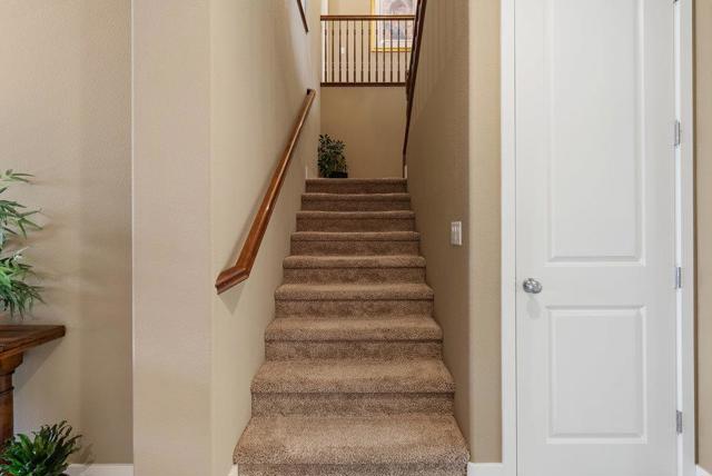 1515 Sunflower Drive, Hollister CA: https://media.crmls.org/mediaz/ba6d5958-8281-4600-8f19-e4f09a763994.jpg