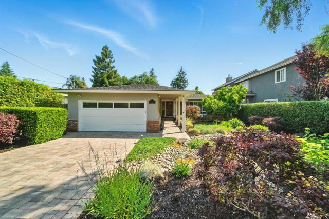 263 W Oakwood Boulevard, Redwood City CA: https://media.crmls.org/mediaz/ba6e6ff3-dc1d-4fbe-a86d-99ce755e48dd.jpg