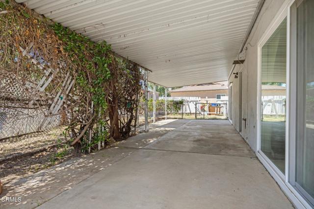 2575 Gayle Place, Simi Valley CA: https://media.crmls.org/mediaz/ba6e7b52-68fd-4ae3-8c92-6a8d47cf9e0b.jpg