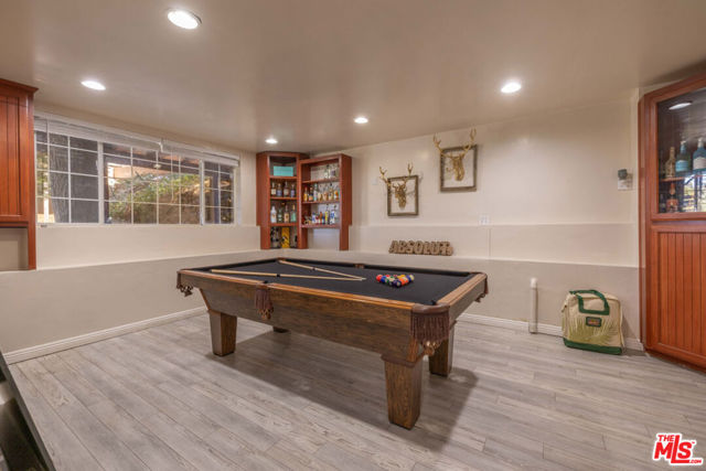 817 Grass Valley Road, Lake Arrowhead CA: https://media.crmls.org/mediaz/ba6e9880-321c-4294-b00a-4e6d09d334e2.jpg