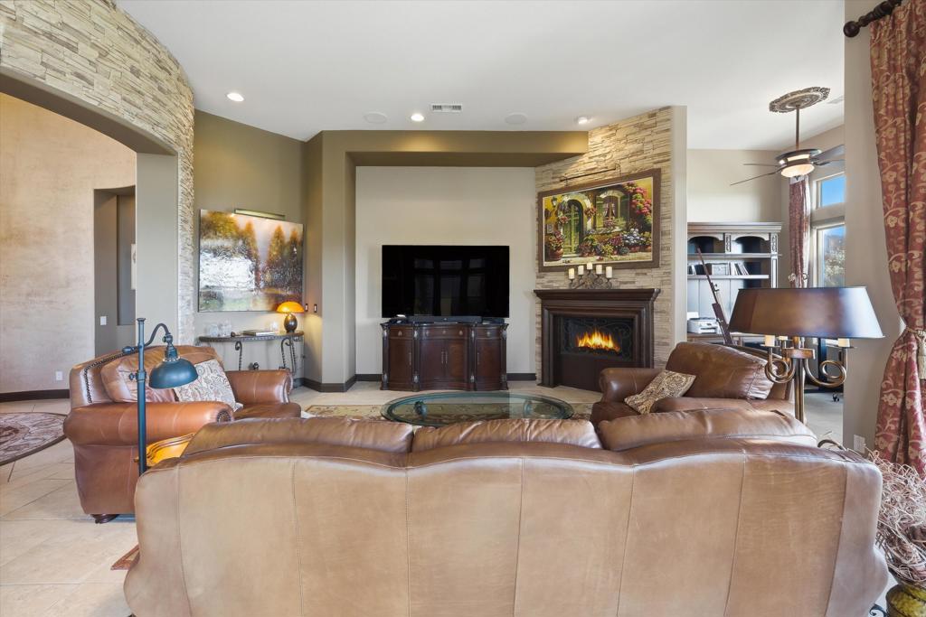 MLS #219139007DA image #13