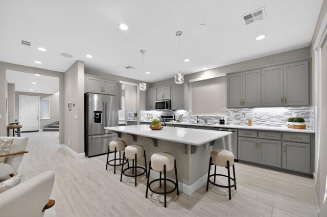 3142 Cortina Drive, Pittsburg CA: https://media.crmls.org/mediaz/ba6f8b18-6f71-4792-a233-f22e1282ed97.jpg