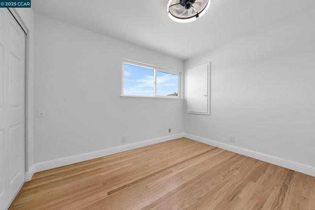 37643 Crocus Ct, Newark CA: https://media.crmls.org/mediaz/ba7037b4-350f-4958-97f6-2cb2b131aba6.jpg