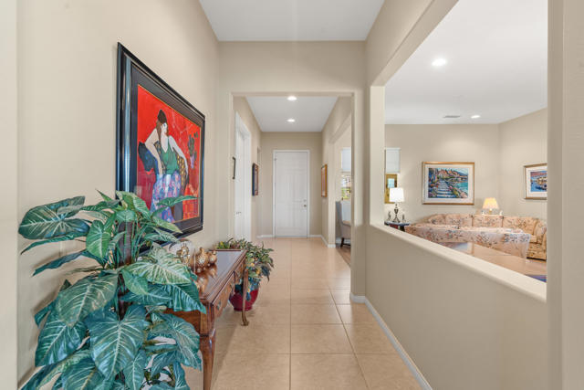 80610 Prestwick Place, Indio CA: https://media.crmls.org/mediaz/ba70bbbd-3eb9-4405-b284-578dbb68461f.jpg