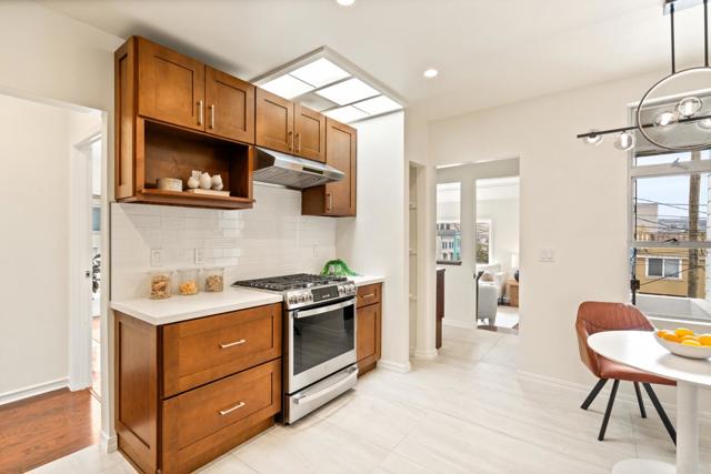 745 Brazil Avenue, San Francisco CA: https://media.crmls.org/mediaz/ba70c62c-c015-48b5-9bc7-b324304b5c28.jpg