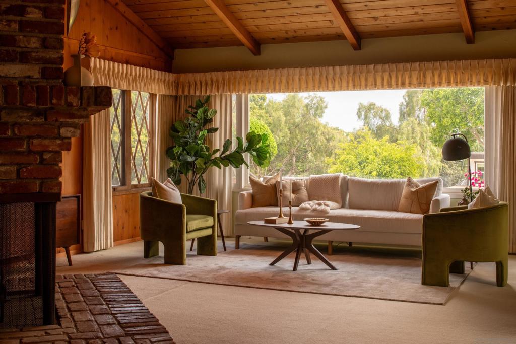 1726 Archer - photo 2