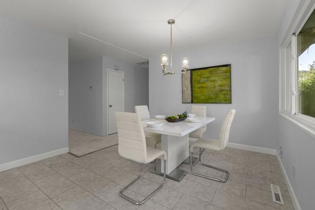 2476 Le Bain Drive, San Jose CA: https://media.crmls.org/mediaz/ba768385-3a35-4b33-85f5-8f7d096b47ef.jpg