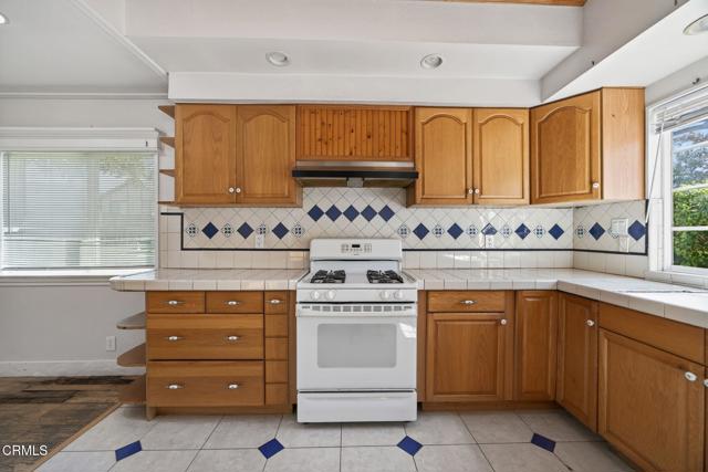 Detail Gallery Image 13 of 38 For 901 Indigo Pl, Oxnard,  CA 93036 - 3 Beds | 2 Baths