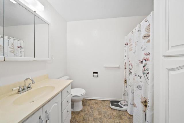 121 Wellock Road, Lewiston CA: https://media.crmls.org/mediaz/ba77075e-22be-4fb6-9dcf-2b9041315cd6.jpg