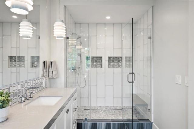 115 Wika Ranch Court, Redwood City CA: https://media.crmls.org/mediaz/ba78bdc1-c2e3-4886-8173-e9e3818ecdc1.jpg