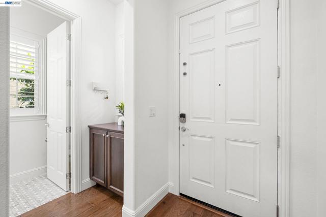 5119 Rowan Drive, San Ramon CA: https://media.crmls.org/mediaz/ba793c0d-e6e7-4599-8a43-d3ef90221e55.jpg