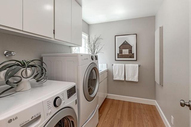 13038 Vista Del Valle Court, Los Altos Hills CA: https://media.crmls.org/mediaz/ba79851d-f7d5-4a29-8d78-a605eca5860e.jpg