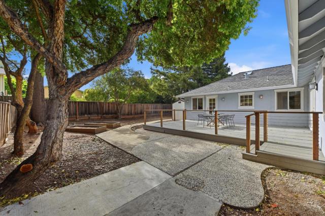 Image 24 of 44 For 7027 Brooktree Way