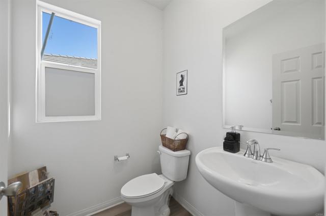 Detail Gallery Image 14 of 27 For 30847 Southend Ln, Winchester,  CA 92596 - 4 Beds | 2/1 Baths