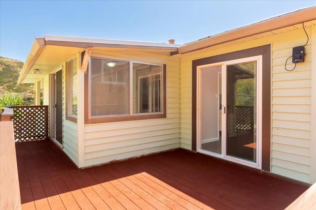 659 Ash Avenue, South San Francisco CA: https://media.crmls.org/mediaz/ba7c30c2-ccc0-49a4-904b-55135649742a.jpg