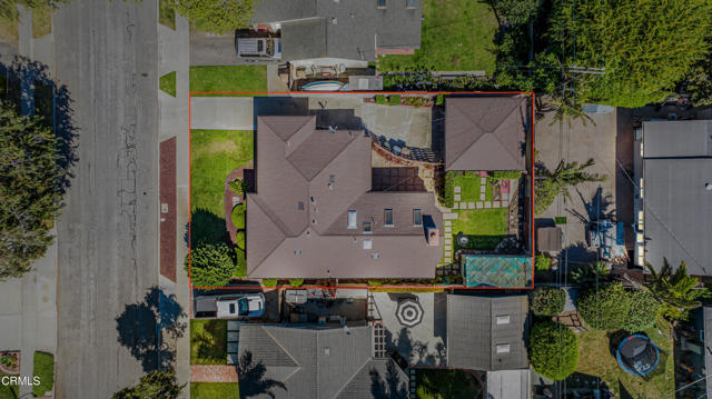2694 Dawson Avenue, Ventura CA: https://media.crmls.org/mediaz/ba7d7c16-1977-4e5c-b414-be04688ca235.jpg