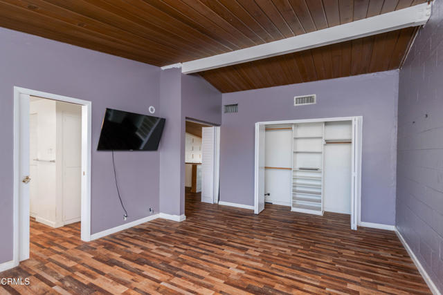 Detail Gallery Image 11 of 18 For 3901 Union Ave #18,  Bakersfield,  CA 93305 - 1 Beds | 1 Baths