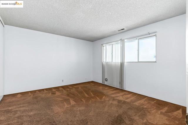 4336 Rilea Way, Oakland CA: https://media.crmls.org/mediaz/ba80aa38-6926-45ff-9157-6dab524949b5.jpg