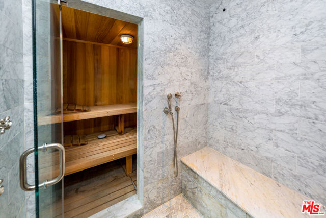 1290 Sunset Plaza Drive, Los Angeles CA: https://media.crmls.org/mediaz/ba80d01b-2370-4a9a-8374-3c147e90e249.jpg