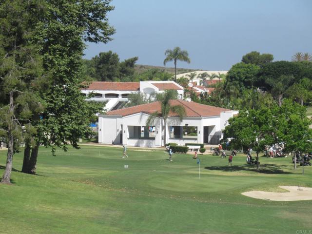 Detail Gallery Image 4 of 39 For 6033 Patmos Way, Oceanside,  CA 92056 - 2 Beds | 2/1 Baths
