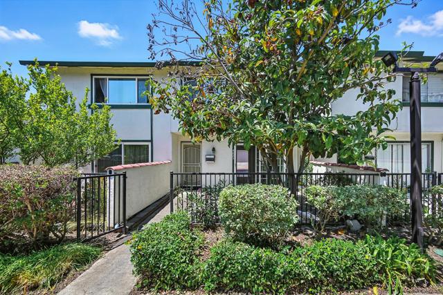 4423 Corto Monterey, Union City CA: https://media.crmls.org/mediaz/ba814e5a-88ea-446d-b3b2-4c7a5a67c321.jpg