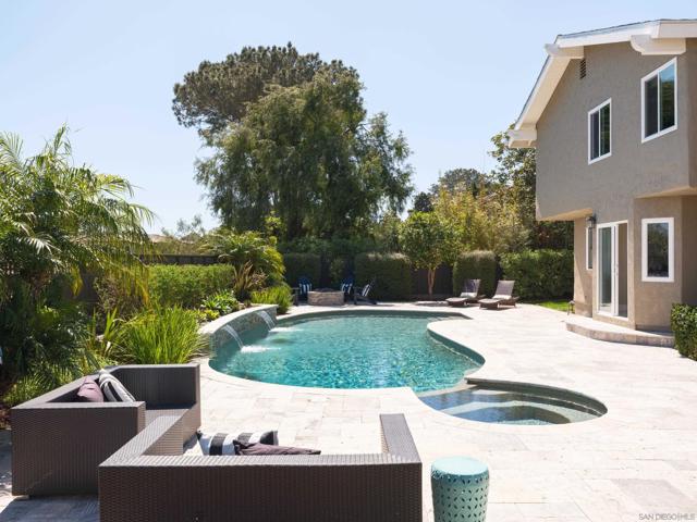 675 Silvergate Ave, San Diego CA: https://media.crmls.org/mediaz/ba8167cc-406c-45df-8566-5d942a0d438d.jpg