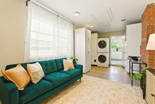 2077 Shoreview Avenue, San Mateo CA: https://media.crmls.org/mediaz/ba82547e-f5ee-4ad2-aa98-f841e9a0d77f.jpg