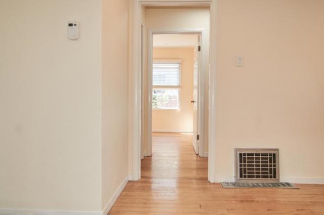506 Annette Avenue, Vallejo CA: https://media.crmls.org/mediaz/ba82e045-17bc-4567-a3f5-e6092ff1a456.jpg