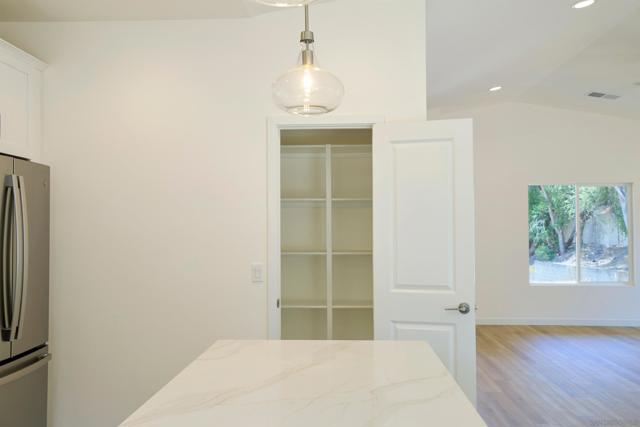 11989 Raceway Lane, Lakeside CA: https://media.crmls.org/mediaz/ba82f17d-017f-41a9-8752-d31fcb725d0c.jpg